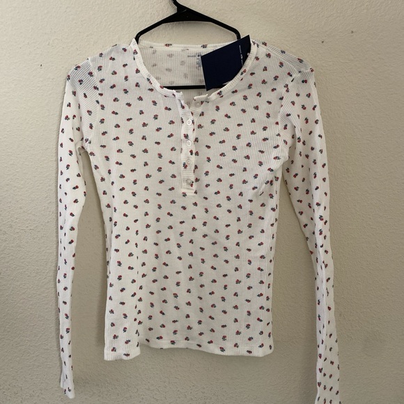 Brandy melville ahern floral thermal top - Picture 1 of 1